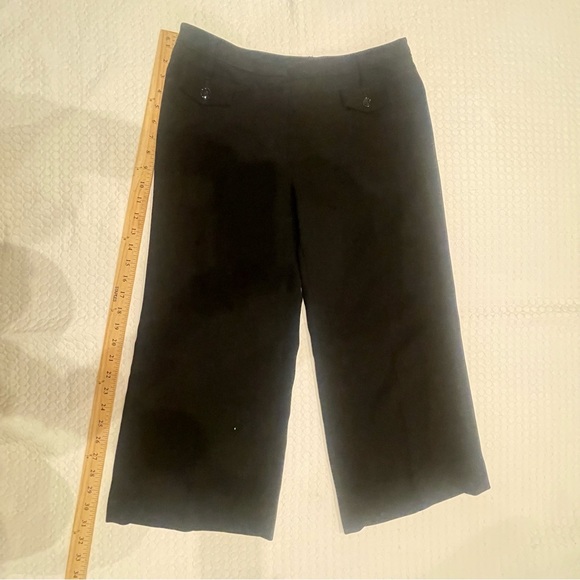WHBM. Sz 4. Black Legacy Wide Leg Pant. Classic lightweight. Wardrobe essential - Picture 12 of 17
